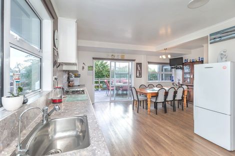 Photo of property in 15 Duke Street, Levin, 5510