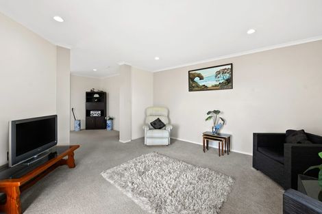 Photo of property in 137 Rototuna Road, Rototuna, Hamilton, 3210