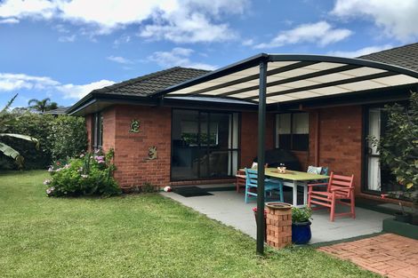 Photo of property in 18 Halyard Loop, Haruru, 0204