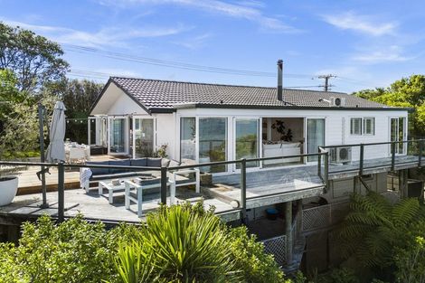 Photo of property in 785 Whangaparaoa Road, Manly, Whangaparaoa, 0930