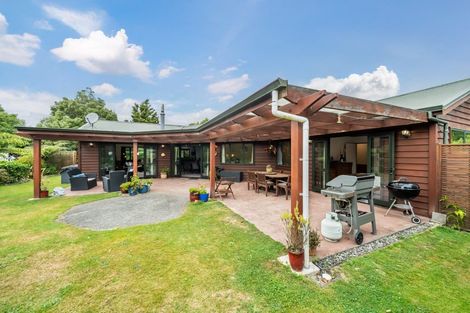 Photo of property in 38 Emerald Hill Drive, Birchville, Upper Hutt, 5018