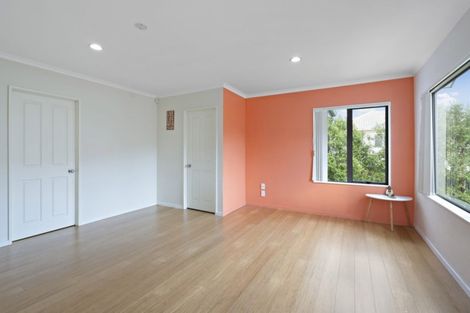 Photo of property in 9 Staten Place, Mangere, Auckland, 2022