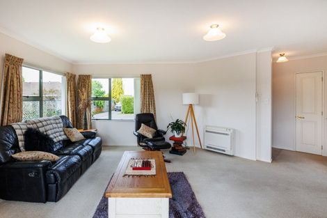 Photo of property in 21 Tudor Grove, Feilding, 4702