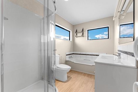 Photo of property in 308 Paparata Road, Bombay, 2675