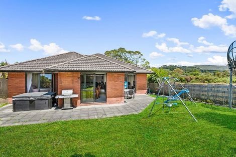 Photo of property in 70 South Kensington Way, Henderson, Auckland, 0612