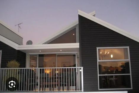 Photo of property in 8/46 May Street, Mount Maunganui, 3116