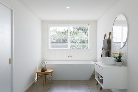 Photo of property in 9 Manatika Road, Karaka, 2124