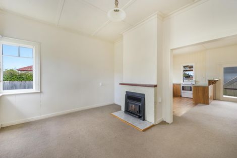 Photo of property in 10 Kahikatea Drive, Kinloch, Taupo, 3377
