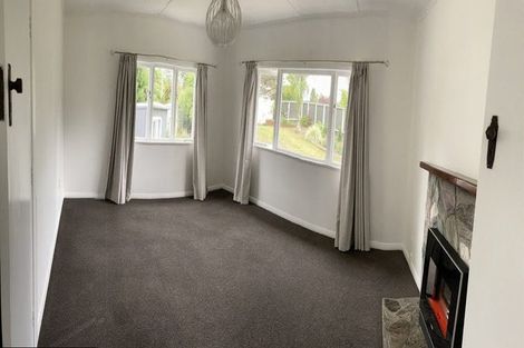 Photo of property in 18 Kent Terrace, Riverhead, 0820