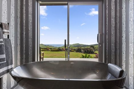 Photo of property in 812 Ruapuke Road, Raglan, 3296