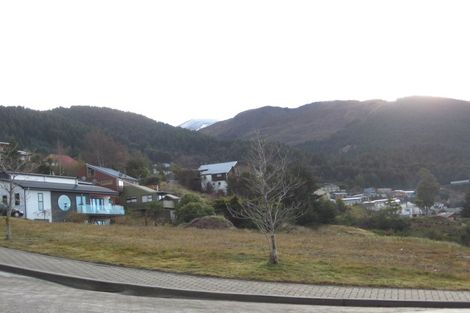 Photo of property in 15 Chandler Lane, Fernhill, Queenstown, 9300