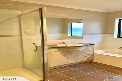Photo of property in 13 Malahide Drive, Flat Bush, Auckland, 2019