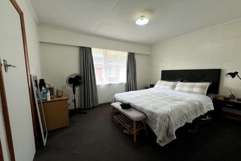 Photo of property in 451 Featherston Street, Palmerston North, 4414