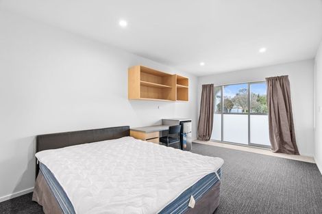 Photo of property in 33b Waimairi Road, Upper Riccarton, Christchurch, 8041