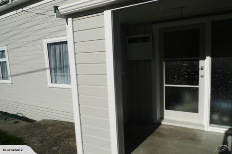 Photo of property in 15 Moselle Street, Island Bay, Wellington, 6023