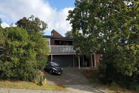 Photo of property in 4 Hollyhock Place, Browns Bay, Auckland, 0630