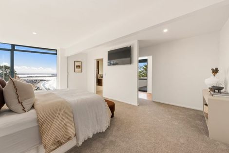 Photo of property in 82 Scarborough Road, Scarborough, Christchurch, 8081