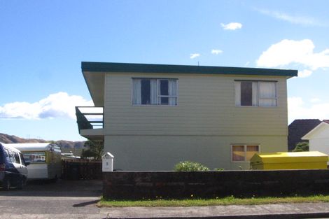 Photo of property in 5 Glamorgan Street, Northland, Wellington, 6012