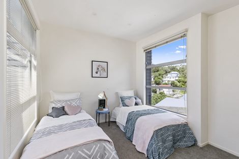 Photo of property in 4 Tiketike Way, Brooklyn, Wellington, 6021