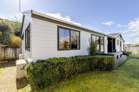 Photo of property in 7c Waterloo Place, Westown, New Plymouth, 4310