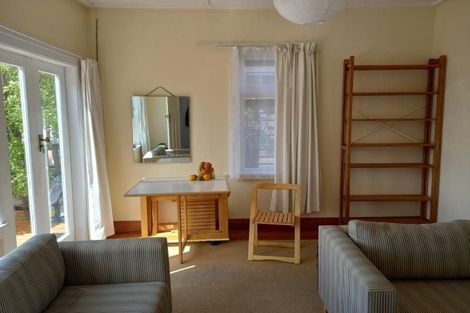 Photo of property in 59 Overtoun Terrace, Hataitai, Wellington, 6021