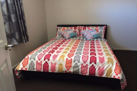 Photo of property in 98 Rattray Street, Riccarton, Christchurch, 8041