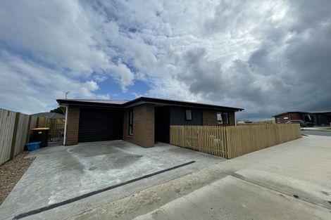 Photo of property in 52 Pragma Rise, Rototuna North, Hamilton, 3210