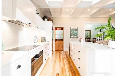 Photo of property in 8 Carrington Street, Mount Cook, Wellington, 6021