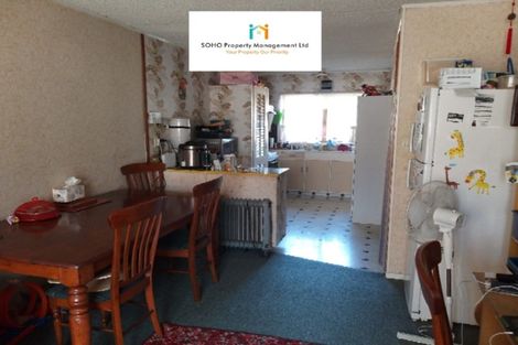 Photo of property in 2/48 Stanniland Street, Sunnyhills, Auckland, 2010