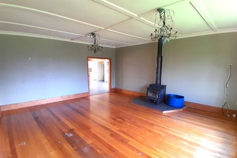 Photo of property in 326 Arapaepae Road South, Levin, 5571