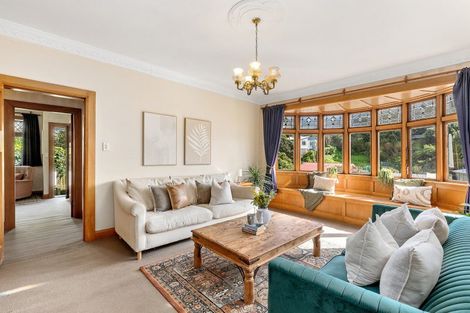 Photo of property in 11 Hungerford Road, Lyall Bay, Wellington, 6022