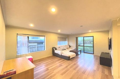Photo of property in 39b Simpson Road, Ranui, Auckland, 0612