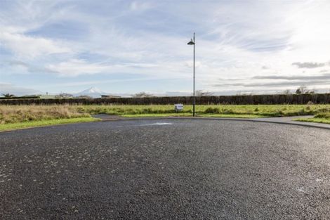 Photo of property in 15 Kia Marea Close, Hawera, 4610