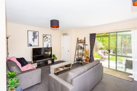 Photo of property in 19 Thistledown Place, Woolston, Christchurch, 8062