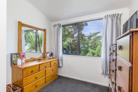 Photo of property in 17a John Road, Stanmore Bay, Whangaparaoa, 0932