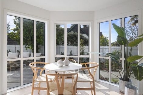 Photo of property in 1 William Bond Street, Stanley Point, Auckland, 0624