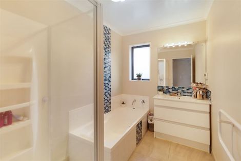Photo of property in 2 Riverside Lane, Spencerville, Christchurch, 8083