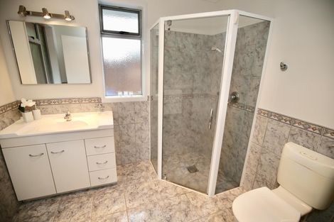 Photo of property in 3 Milbrook Place, Chartwell, Hamilton, 3210