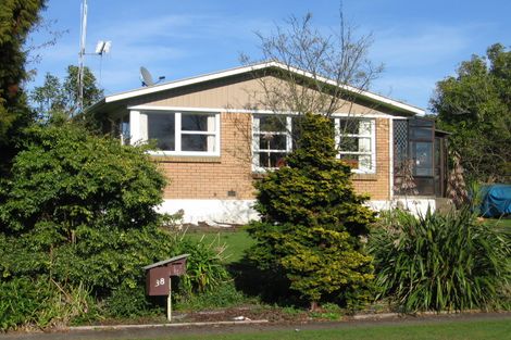 Photo of property in 38 Pelorus Street, Glenview, Hamilton, 3206