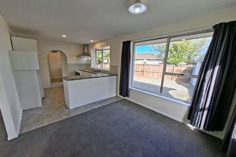 Photo of property in 6 Inverell Place, North New Brighton, Christchurch, 8083