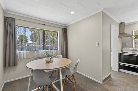 Photo of property in 2/5a Tahurangi Place, Spotswood, New Plymouth, 4310