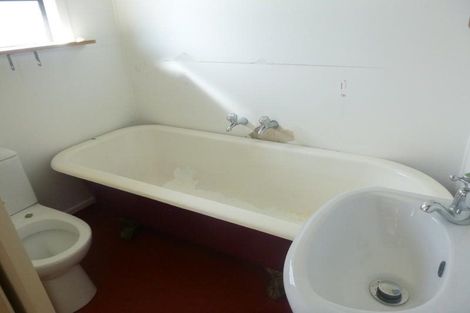 Photo of property in 8 Helleur Road, Massey, Auckland, 0614