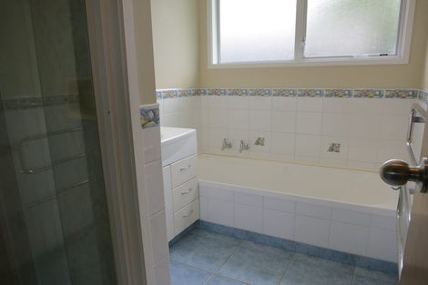 Photo of property in 43 Pisces Road, Glen Eden, Auckland, 0602