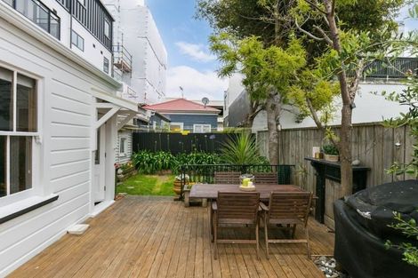 Photo of property in 14 Constable Street, Newtown, Wellington, 6021