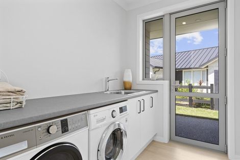 Photo of property in 39 Mike Smith Drive, Cambridge, 3434