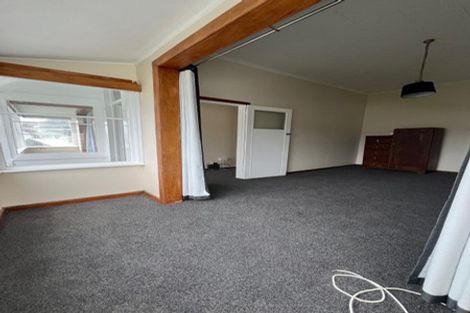 Photo of property in 17 Scarborough Terrace, Mount Victoria, Wellington, 6011