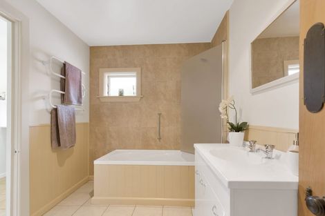 Photo of property in 4498 Christchurch Akaroa Road, Little River, 7591