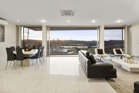 Photo of property in 146 Kittiwake Drive, Schnapper Rock, Auckland, 0632