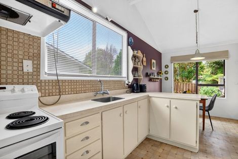 Photo of property in 2/39 Brunton Place, Glenfield, Auckland, 0629