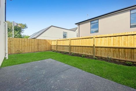 Photo of property in 2/15 Rawhiti Avenue, New Brighton, Christchurch, 8083